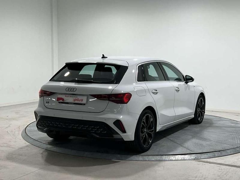 Usado Audi A3 Sport 150 CV (110 kW) 2025 Blanco Berlina