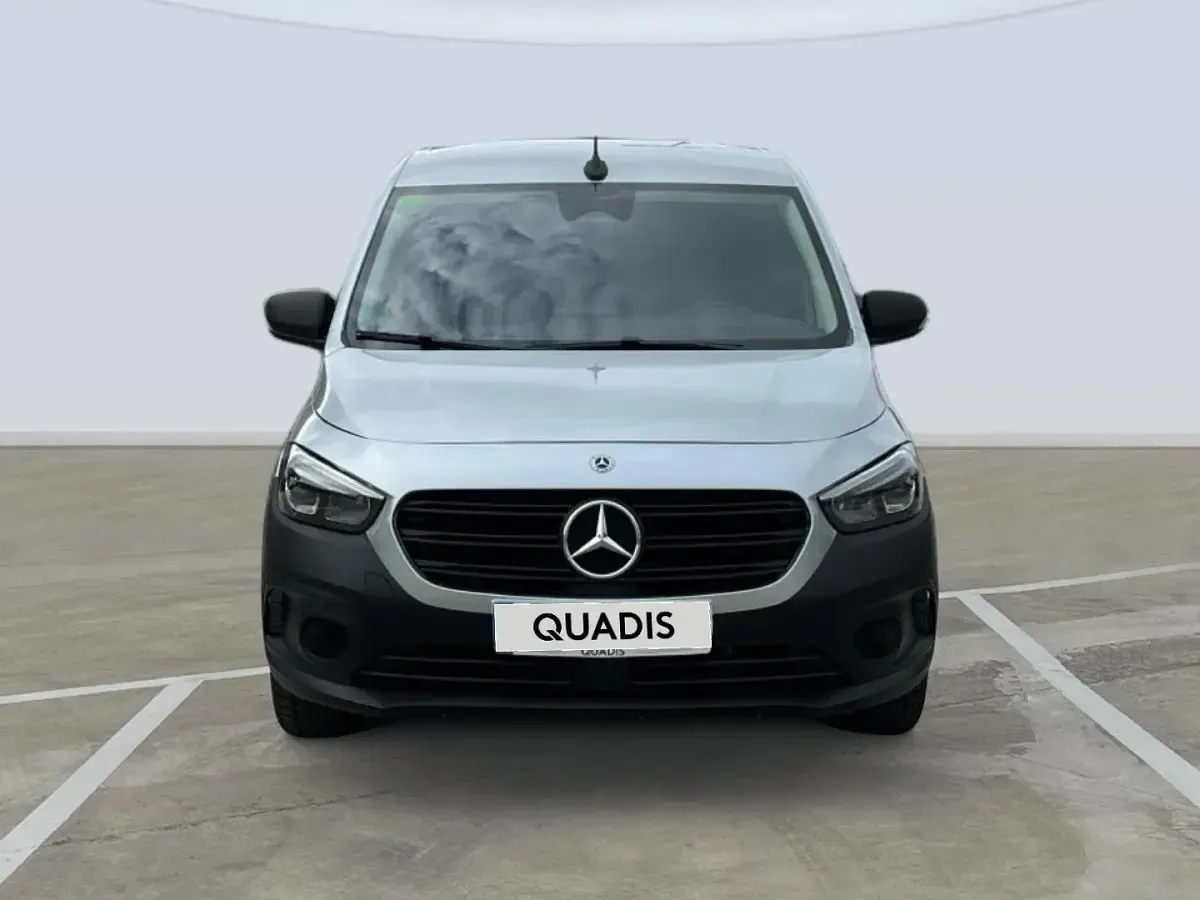 Usado Mercedes Citan 110 95 CV (69 kW) 2023 Gris plata Monovolumen