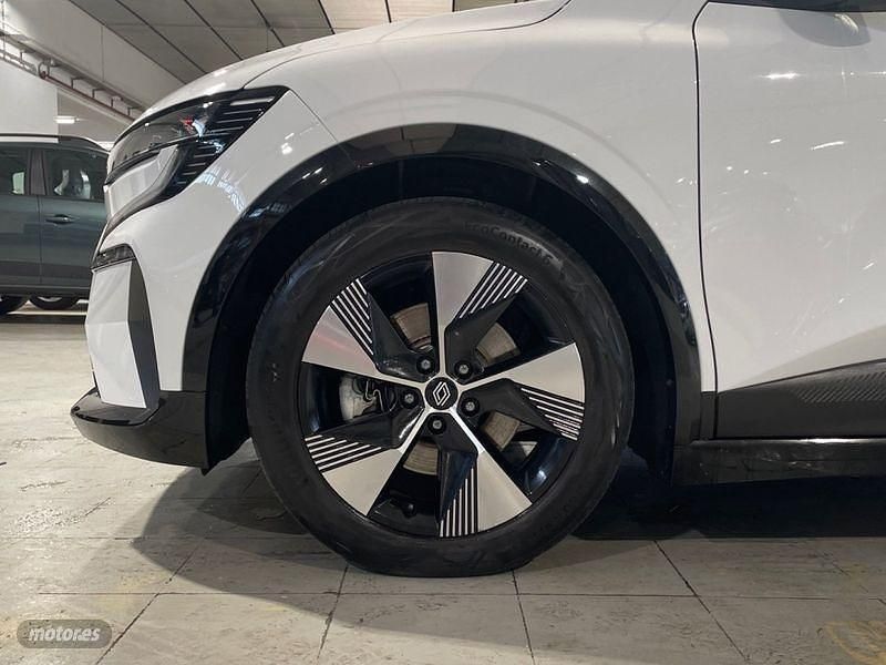 Usado Renault Megane E-Tech Equilibre 95 kW (130 CV) 2023 Blanco Berlina