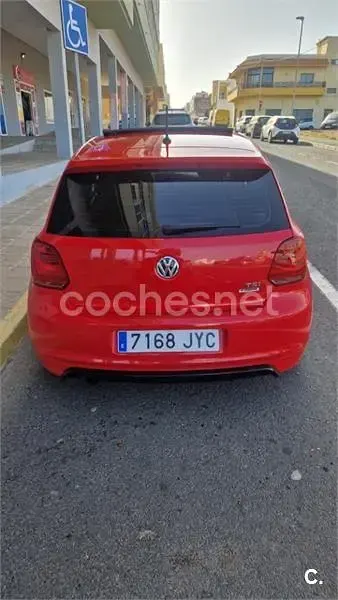Usado VW Polo Sportline 90 CV (66 kW) 2017 Rojo Berlina