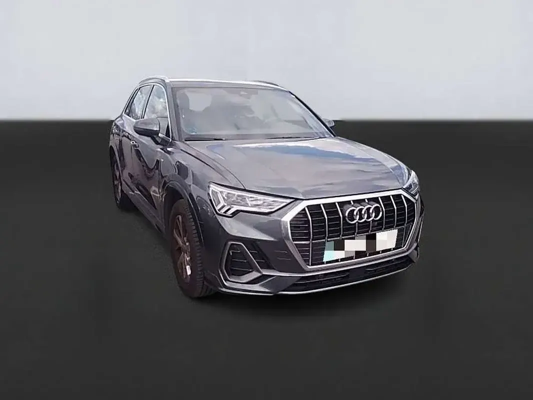 Usado Audi Q3 Premium 245 CV (180 kW) 2021 Gris SUV