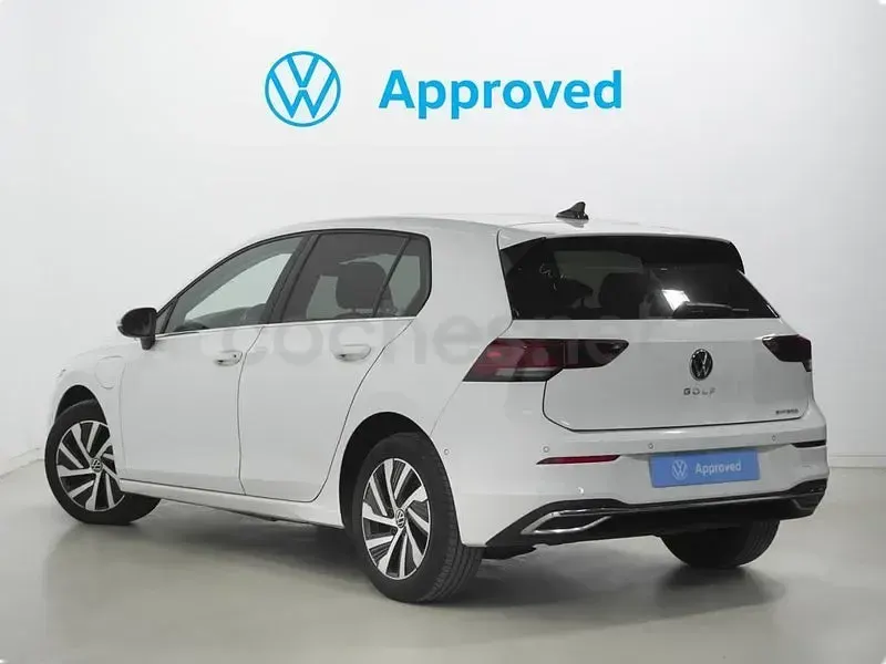 Usado VW Golf VIII 204 CV (150 kW) 2022 Blanco Berlina