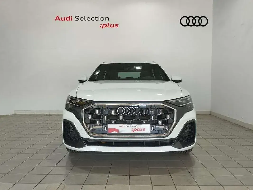 Usado Audi Q8 S-Line 394 CV (289 kW) 2024 Blanco SUV