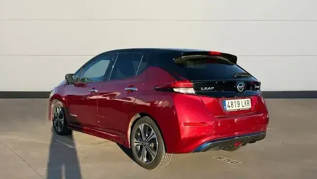 Usado Nissan Leaf N-Connecta 110 kW (150 CV) 2020 Burdeos Utilitario