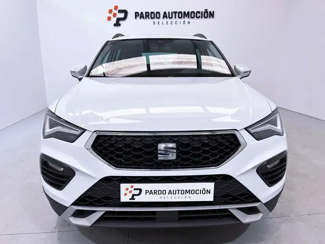 Usado Seat Ateca Style 150 CV (110 kW) 2025 Blanco SUV