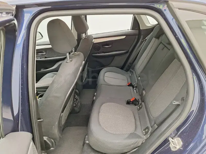 Usado BMW 218 Sport Line 150 CV (110 kW) 2020 Azul Familiar