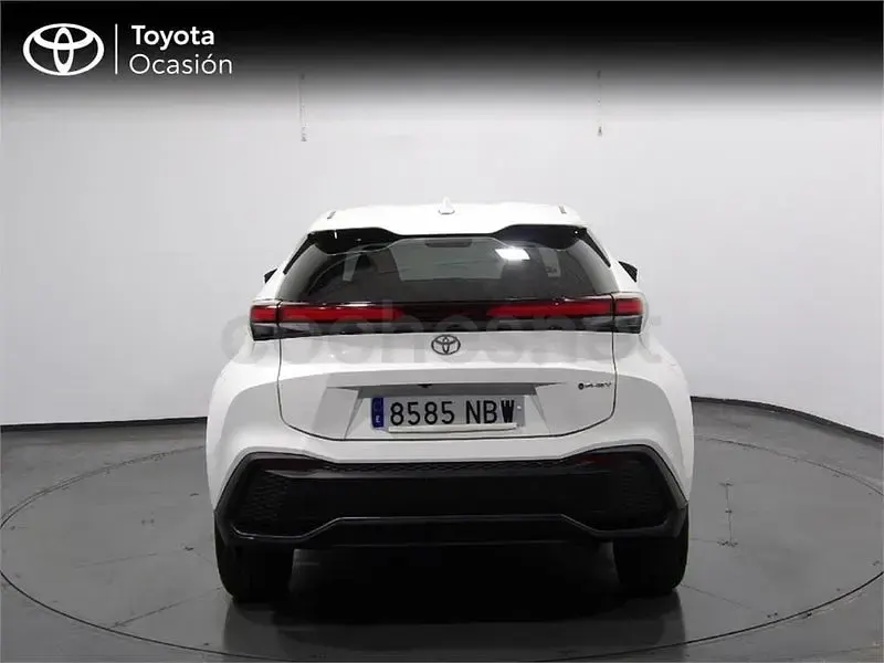 Usado Toyota C-HR Advance 223 CV (164 kW) 2025 Blanco SUV