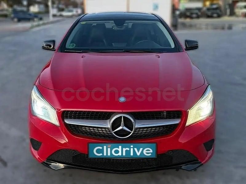 Usado Mercedes CLA200 Urban 136 CV (100 kW) 2015 Rojo Berlina