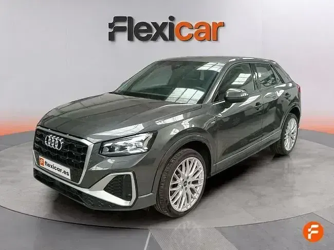 Usado Audi Q2 S-Line 150 CV (110 kW) 2024 Gris SUV