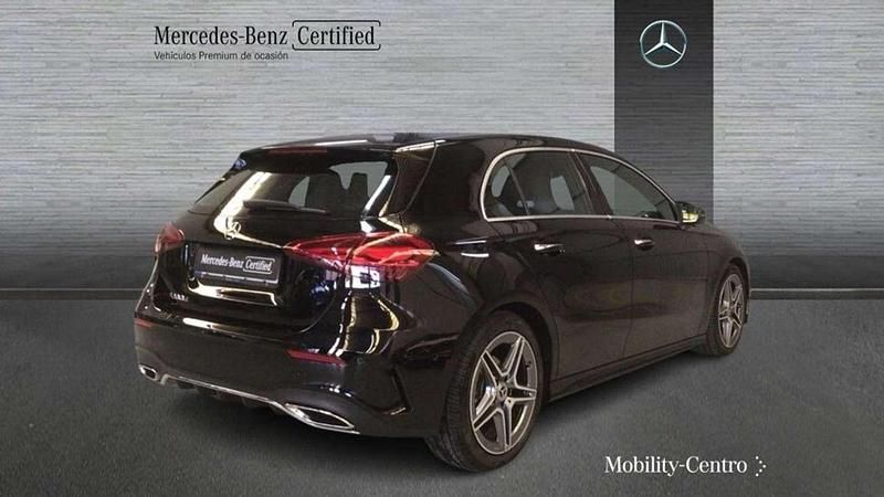 Usado Mercedes A180 109 CV (80 kW) 2024 Negro Utilitario