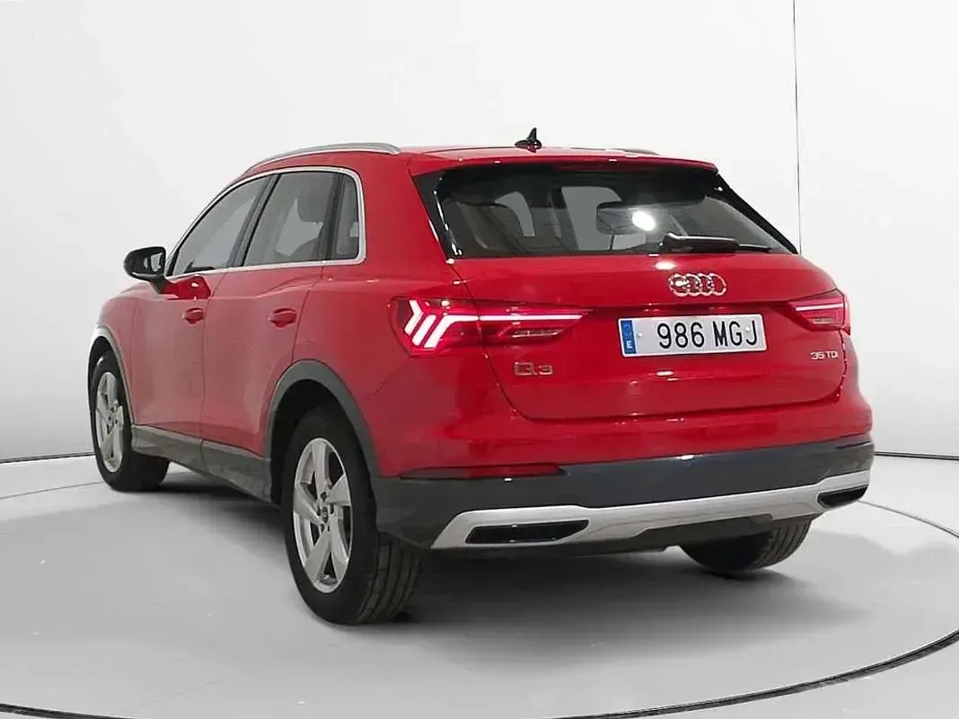 Usado Audi Q3 Advanced 150 CV (110 kW) 2023 Rojo SUV