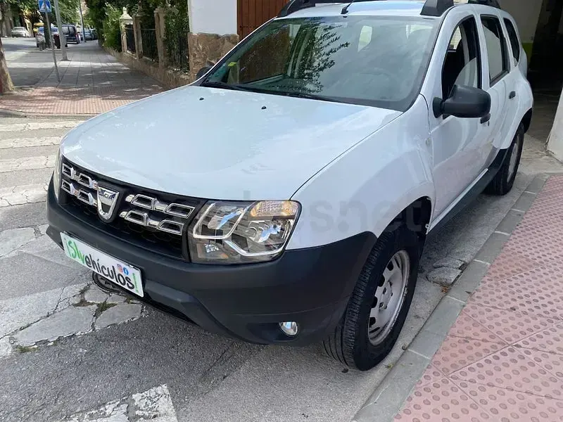 Usado Dacia Duster Ambiance 125 CV (91 kW) 2016 Blanco SUV
