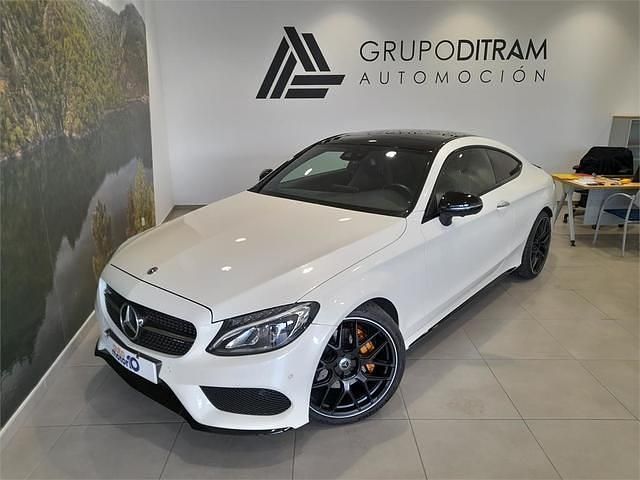 Usado Mercedes C300 245 CV (180 kW) 2018 Blanco Coupe