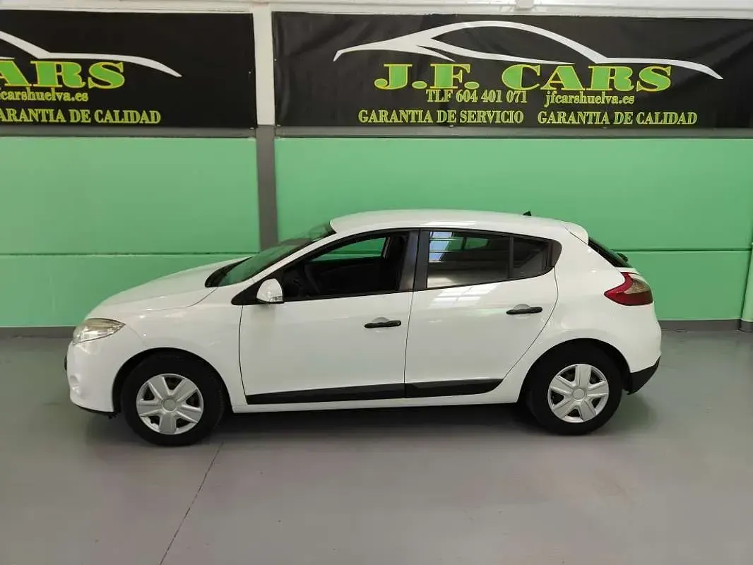 Usado Renault Mégane Business 86 CV (63 kW) 2010 Blanco Utilitario