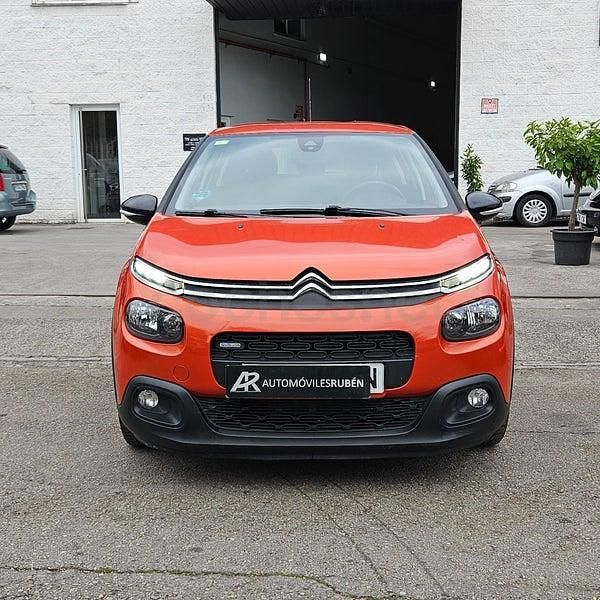 Usado Citroën C3 Feel 68 CV (50 kW) 2017 Naranja Berlina