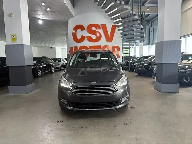 Usado Ford Grand C-Max Titanium 120 CV (88 kW) 2019 Gris / plata Monovolumen