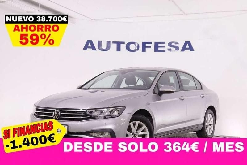Usado VW Passat Business 122 CV (89 kW) 2020 Gris Berlina