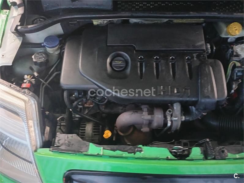 Usado Citroën C2 Furio 70 CV (51 kW) 2008 Verde Utilitario