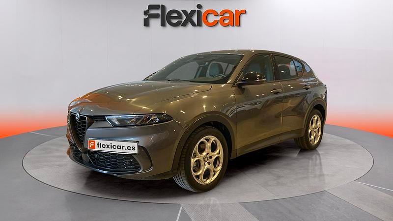 Usado Alfa Romeo Tonale Sprint 131 CV (96 kW) 2023 Gris SUV