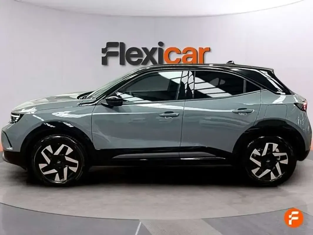 Usado Opel Mokka 136 CV (100 kW) 2025 Gris SUV