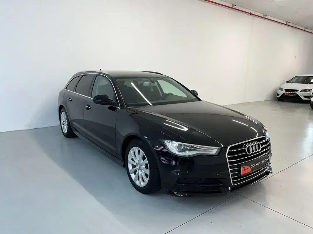 Usado Audi A6 Exclusive 190 CV (139 kW) 2018 Negro Familiar