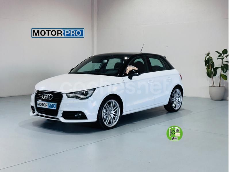 Blanco Usado 2013 Audi A1 Sportback Ambition Utilitario | 11.990 € (Un poco caro) - Imagen 1/4