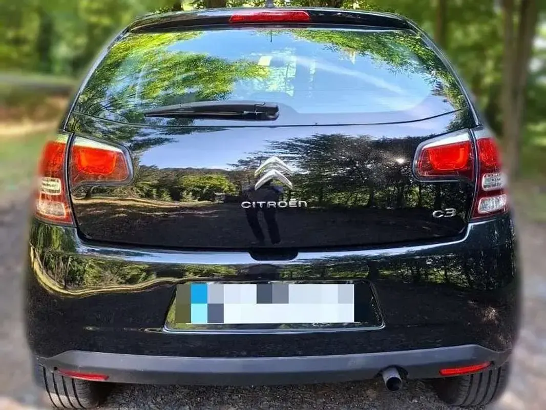 Usado Citroën C3 PureTech 82 CV (60 kW) 2014 Negro Utilitario