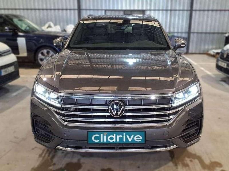 Usado VW Touareg 286 CV (210 kW) 2022 Gris SUV