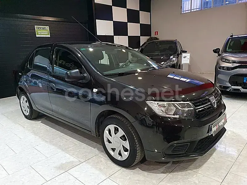 Usado Dacia Logan MCV Essentiel 73 CV (53 kW) 2018 Negro Familiar