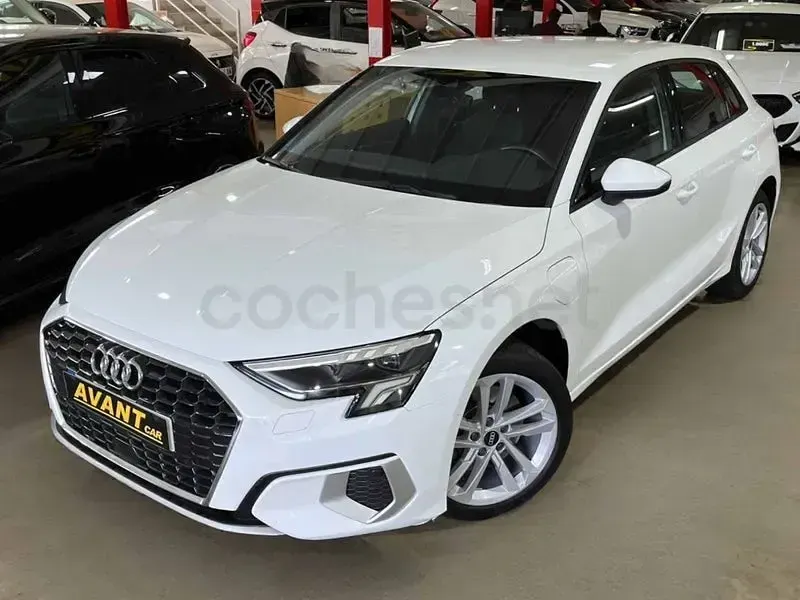 Usado Audi A3 Advanced Plus 204 CV (150 kW) 2021 Blanco Berlina