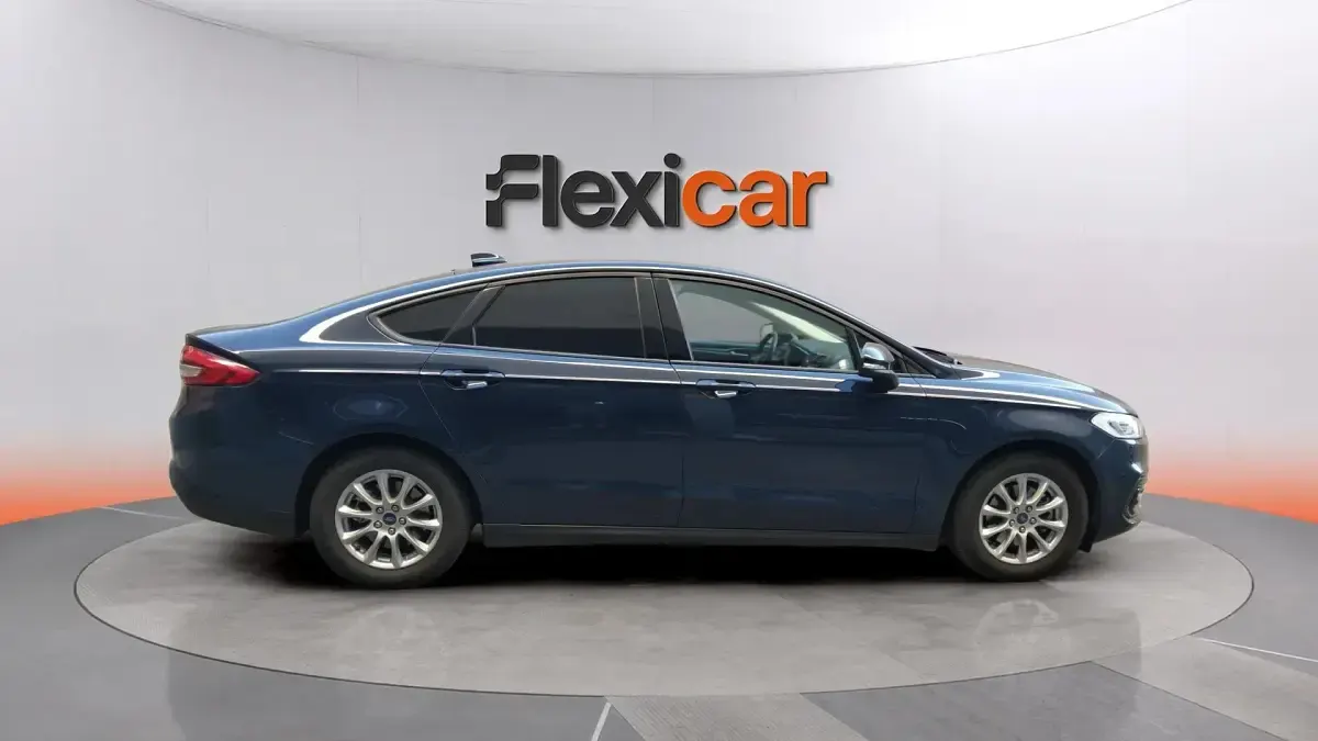Usado Ford Mondeo ST-Line 188 CV (138 kW) 2021 Negro Familiar