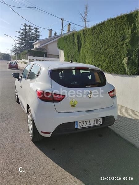 Usado Renault Clio IV LIMITED 75 CV (55 kW) 2017 Negro Berlina