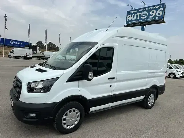 Usado Ford Transit Trend 130 CV (95 kW) 2024 Blanco Van
