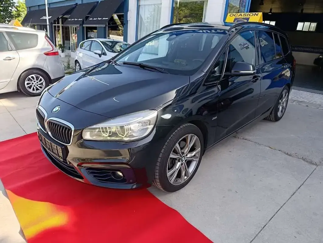 Usado BMW 218 Gran Tourer 150 CV (110 kW) 2017 Negro Monovolumen