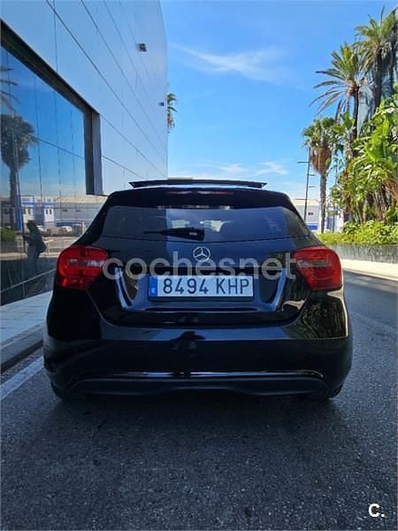 Usado Mercedes A180 AMG line 109 CV (80 kW) 2013 Negro Berlina