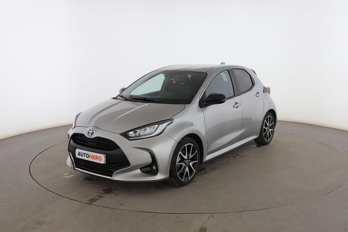 Usado 2022 Toyota Yaris Hybrid Style | 21.523 € (Precio justo) - Imagen 1/3
