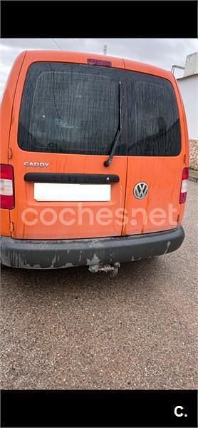 Usado VW Caddy 75 CV (55 kW) 2008 Naranja Monovolumen