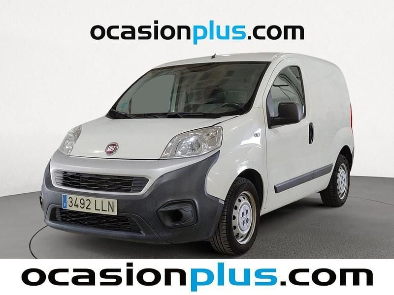 Blanco Usado 2020 Fiat Fiorino Monovolumen | 9446 € (Buen precio) - Imagen 1/4