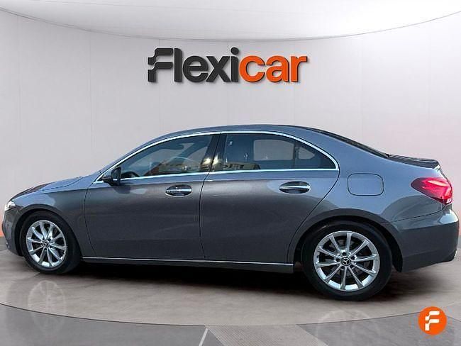 Usado Mercedes A200 163 CV (119 kW) 2019 Gris Berlina