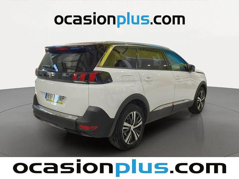 Usado Peugeot 5008 Allure 130 CV (95 kW) 2018 Blanco SUV