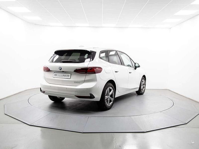 Usado BMW 218 Active Tourer 150 CV (110 kW) 2025 Blanco Monovolumen