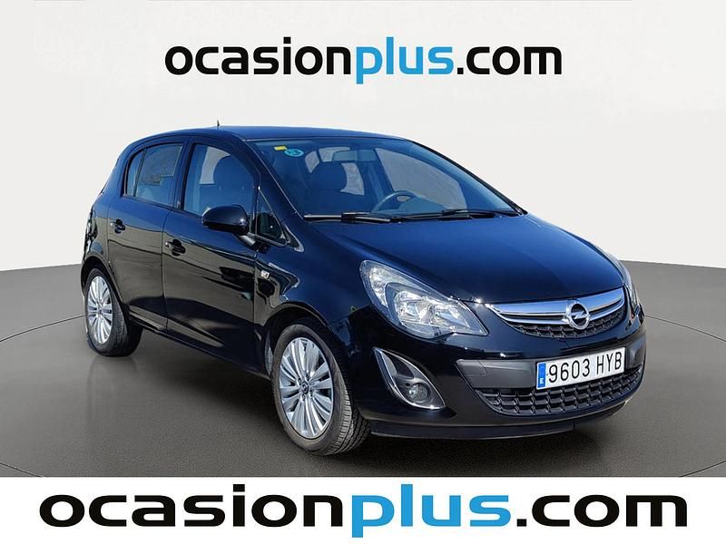 Usado Opel Corsa Selective 86 CV (63 kW) 2014 Negro Utilitario