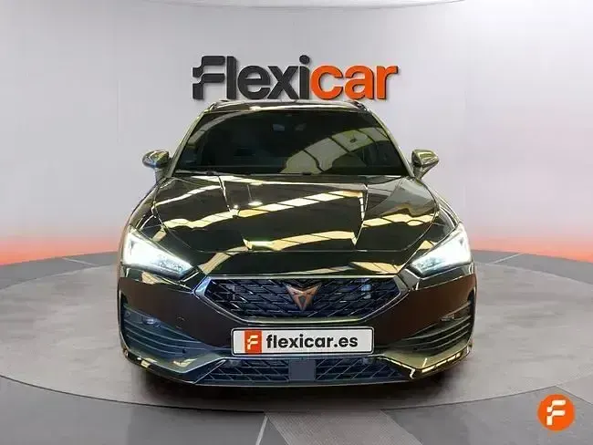 Usado Cupra Leon VZ 245 CV (180 kW) 2024 Negro Familiar