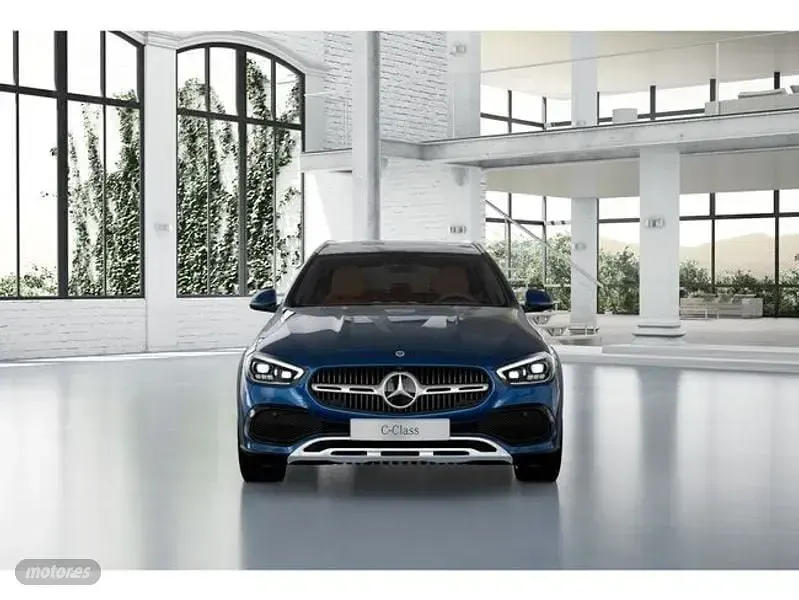 Usado Mercedes C220 199 CV (146 kW) 2022 Azul Familiar
