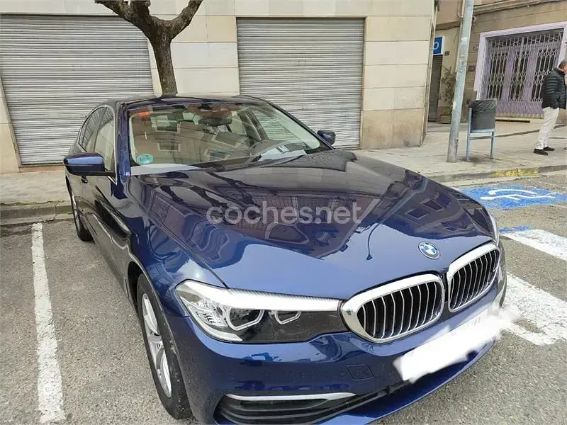 Usado BMW 520 Comfort Edition 190 CV (139 kW) 2019 Azul Berlina