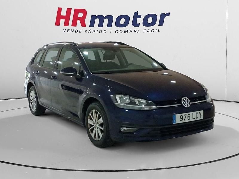 Azul Usado 2020 VW Golf VII Business Familiar | 13.690 € (Precio justo) - Imagen 1/4
