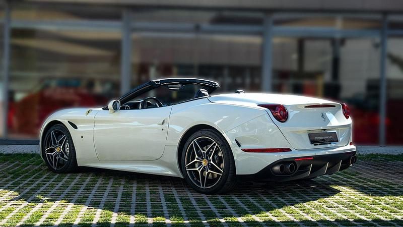 Usado Ferrari California 560 CV (411 kW) 2014 Blanco Descapotable