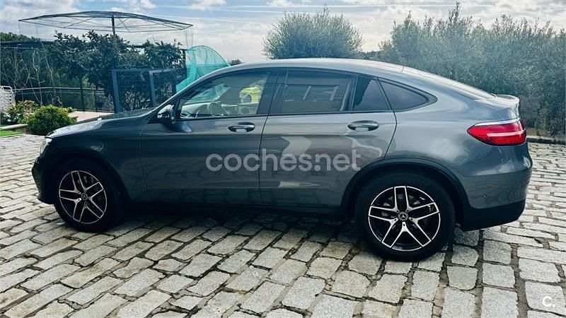 Usado Mercedes GLC250 211 CV (155 kW) 2019 Gris / plata Coupe