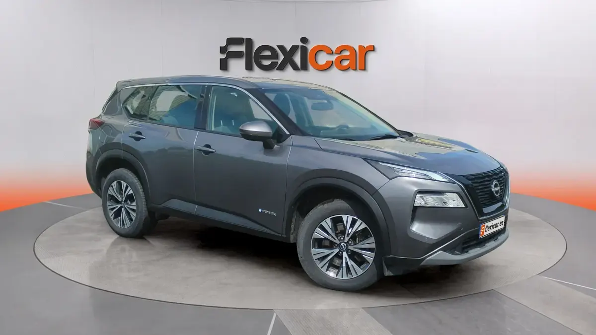Usado Nissan X-Trail Acenta 213 HP (156 kW) 2024 SUV
