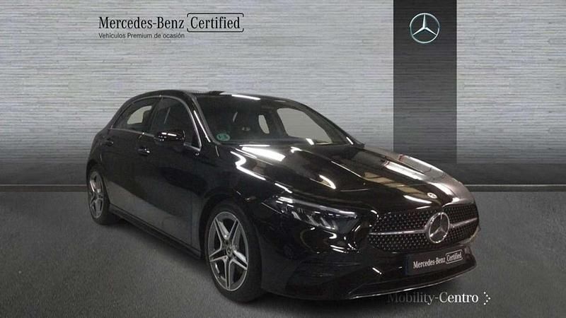 Usado Mercedes A180 109 CV (80 kW) 2024 Negro Utilitario